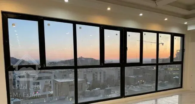 ۱۶۸ متر دو پارکینگ / روبه افتاب / میدان گلستان