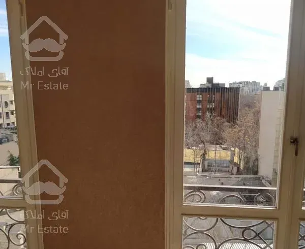 ۱۵۳ متر باغ فردوس