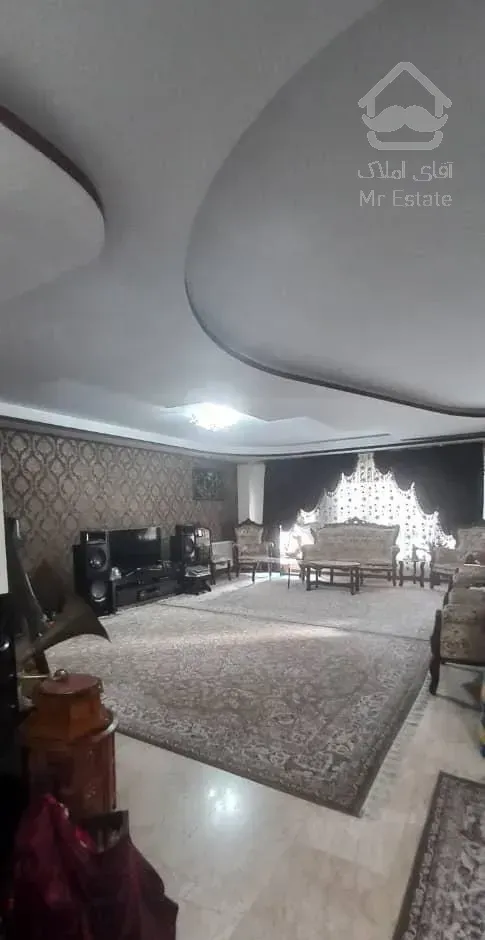 تهران ویلا پارک 130 متر دونبش کامل آفتابگیر