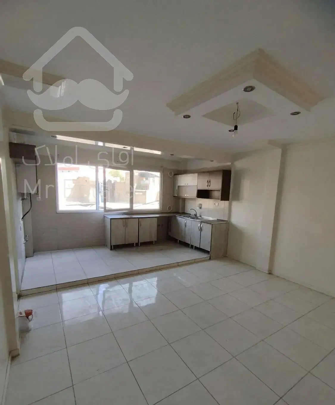 آپارتمان بسیار خوش نقشه۵۲ متر با آسانسور