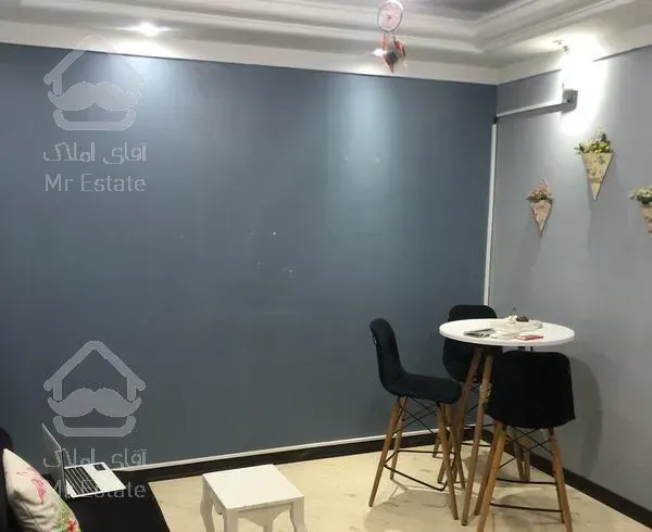 اجاره فضای ۲۵ متری در سالن سولاریوم