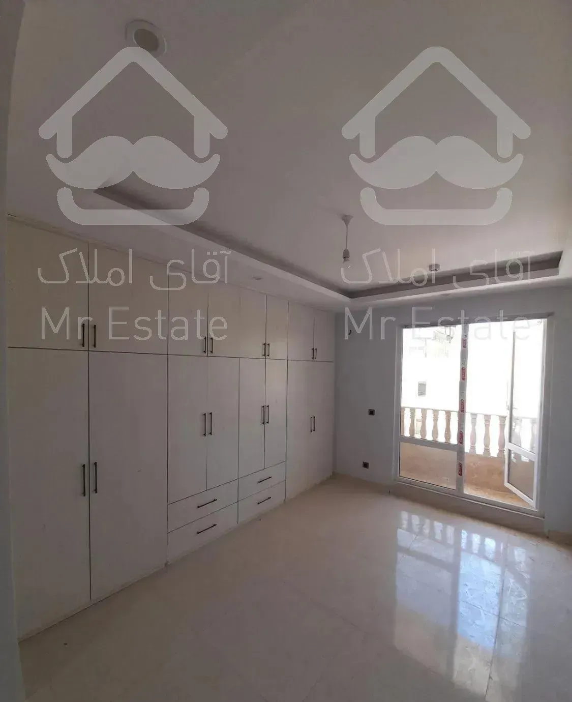 ۱۳۵ متر سه خواب صفر سند اماده شیک و برند