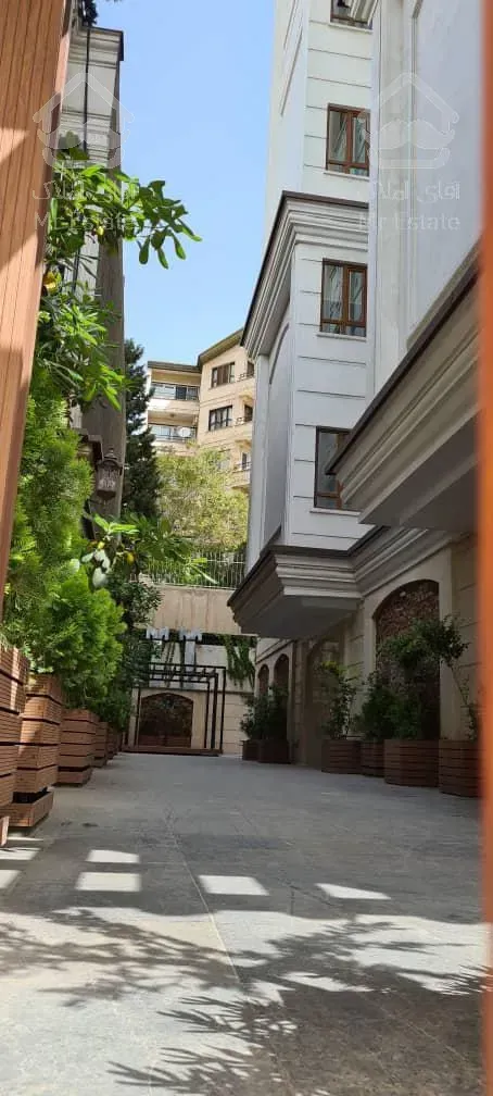 برج باغ ١١٧متري درسعادت آباد