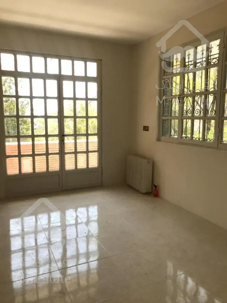 اجاره و رهن آپارتمان ولنجک 125  متر لوکس