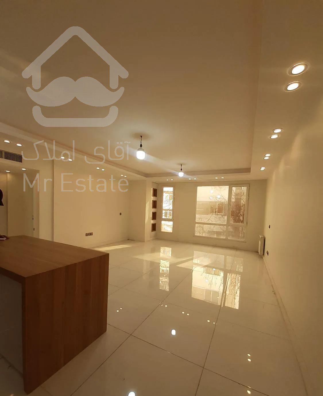 ۹۰ متر / فول / سالن پرده خور