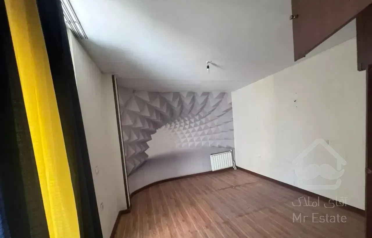 ونک  خیابان شاد ۱۰۰متر ۲خوابه  فوری