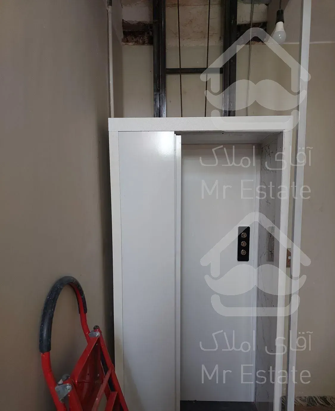 بالابر   خانگی و تجاری . کرکره  برقی