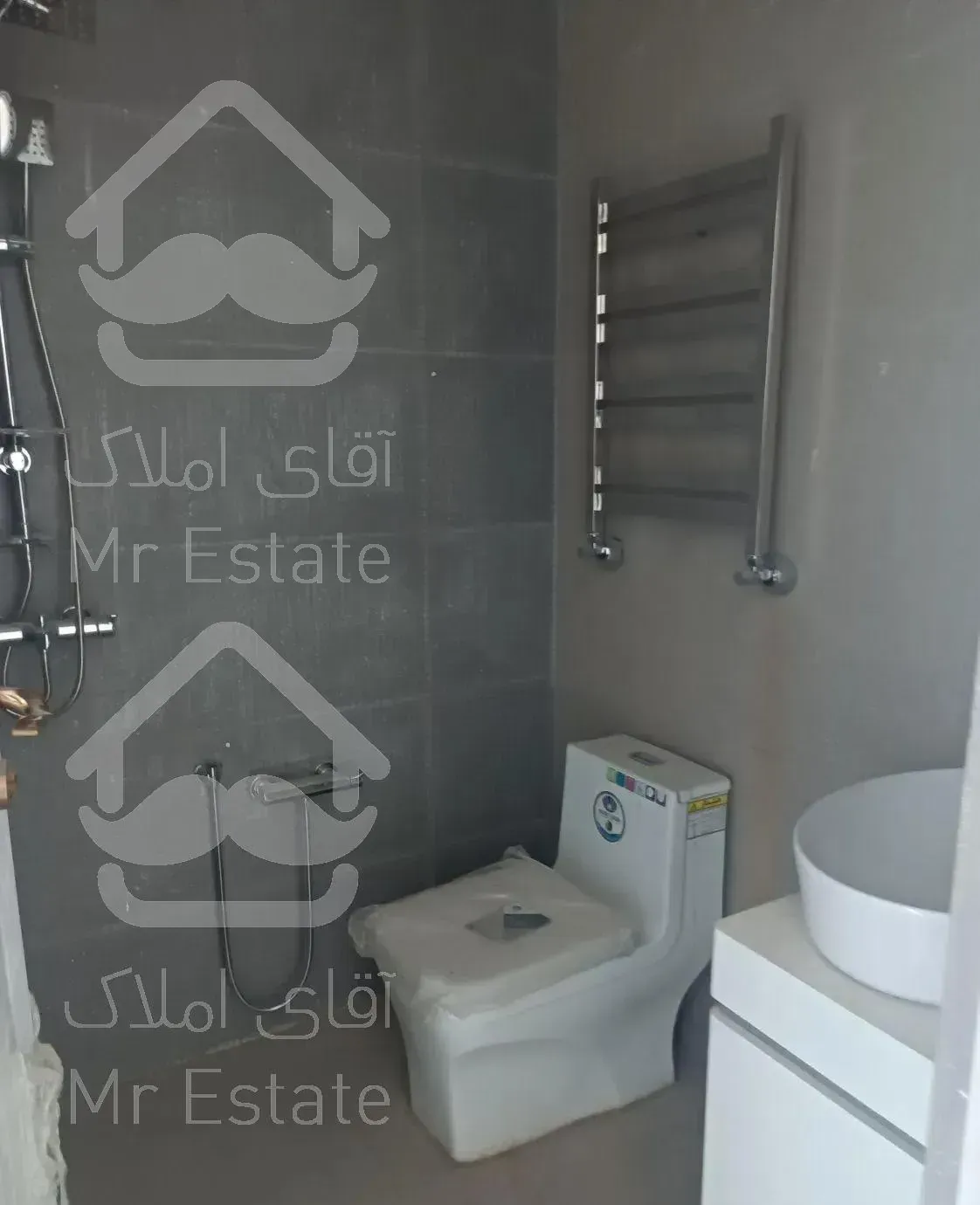 آپارتمان فروشی۱۵۰متری ۳خوابه/شهید عراقی/ اردیبهشت