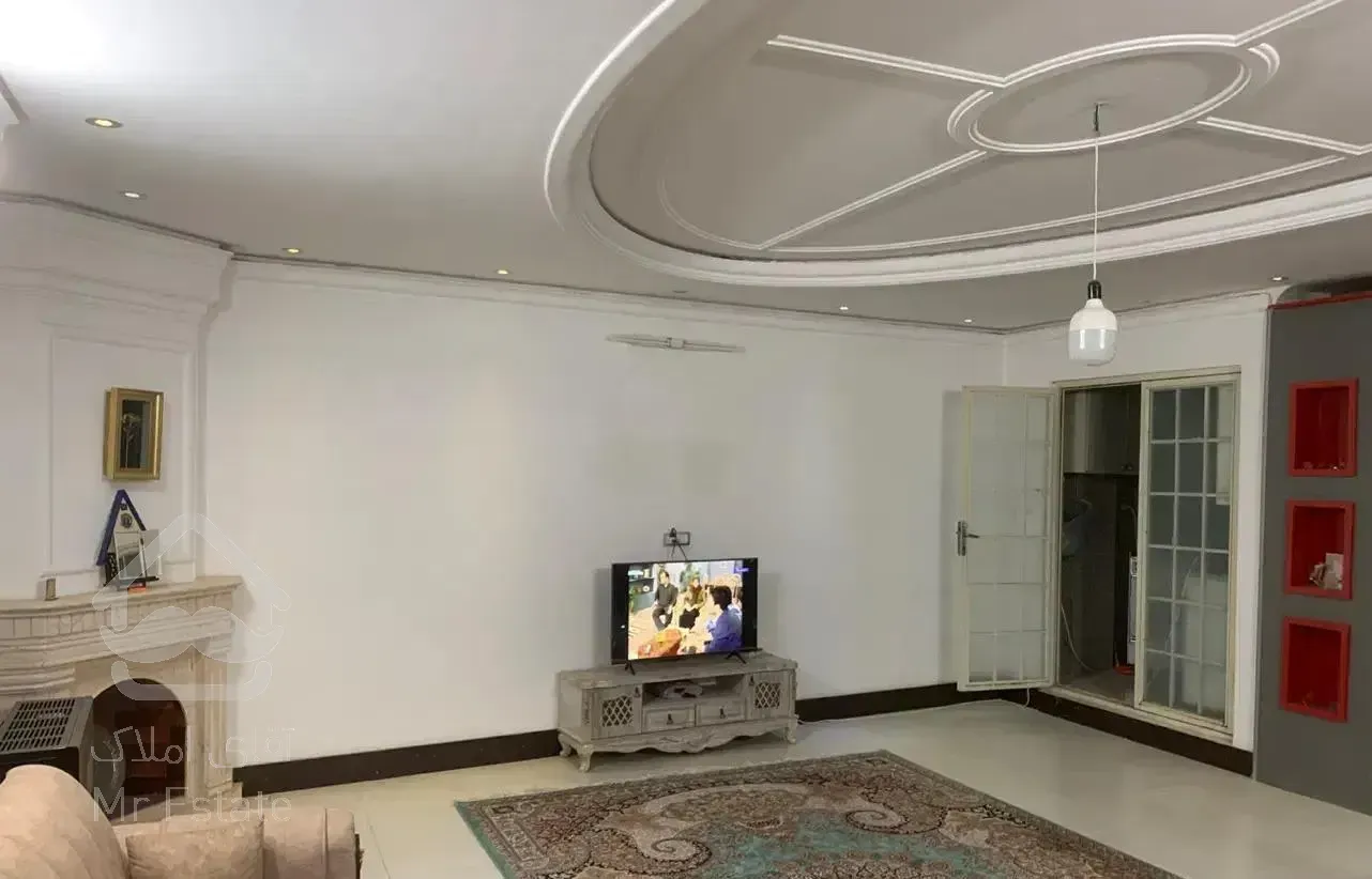 اجاره اپارتمان ۱۱۰متری تک واحدی خ مفتح نزدیک معلم