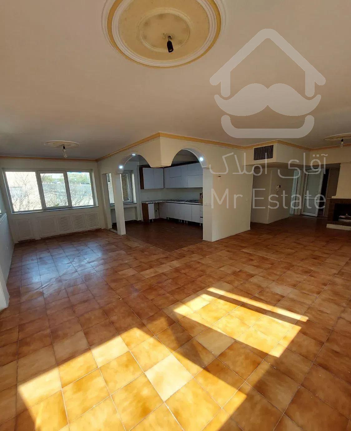 ۱۶۰ متر شهر زیبا (مسکونی.موقعیت اداری) تکواحدی