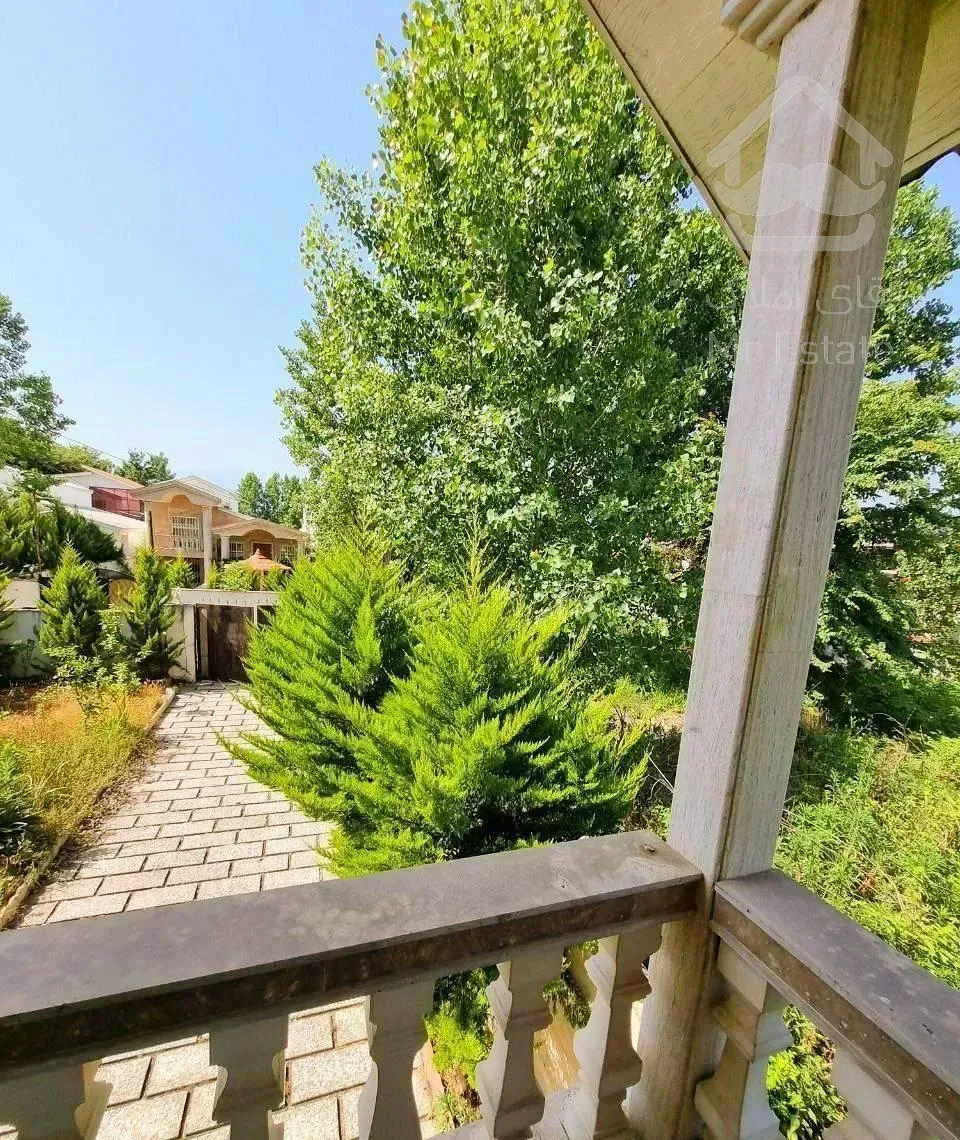 ویلاباغ نیم پیلوت۳۳۰م مبله سرسبزسنددارجاده دریا