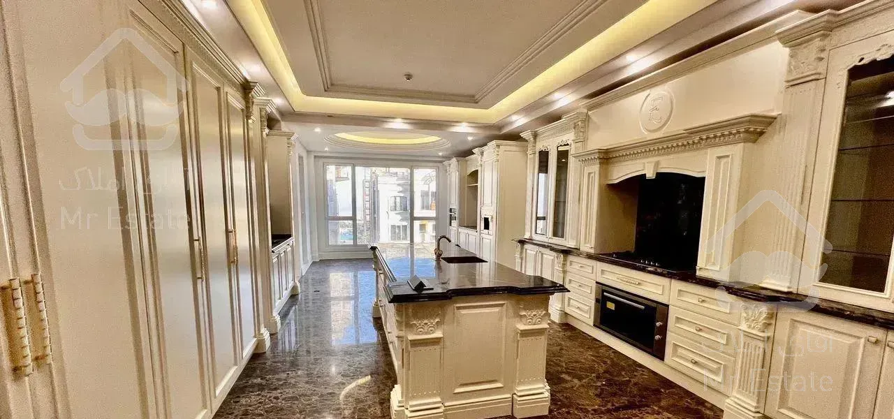 ولنجک ٢٤٥ متر ٤ خواب/فول امکانات/تراس