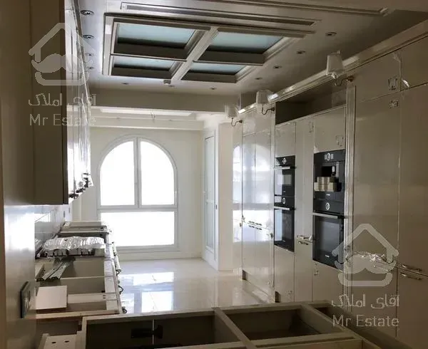 250 متر طبقه دهم فوق