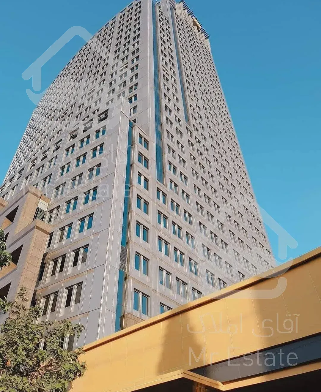 ۱۰۰ متر پیش فروش مناسب سرمایه‌گذاری