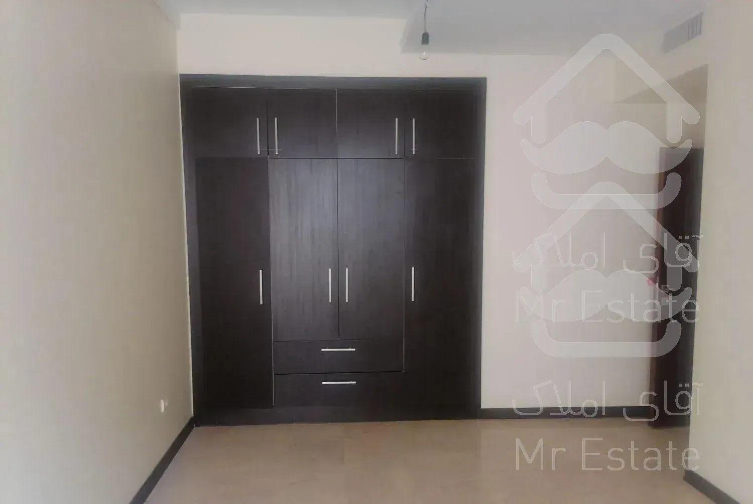 آپارتمان 157 متر سه خوابه خیابان عراقی