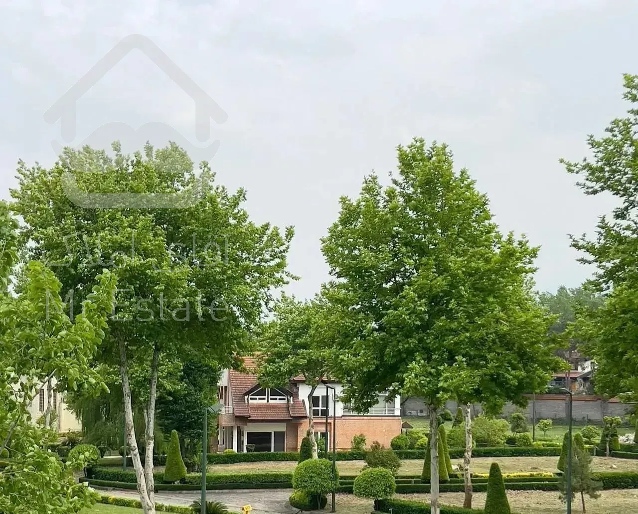 1100متر /مناسب سکونت دائمی