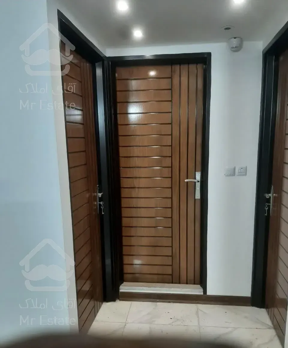 رنگکاری چوب ، درب ، دیوارکوب، کابینت