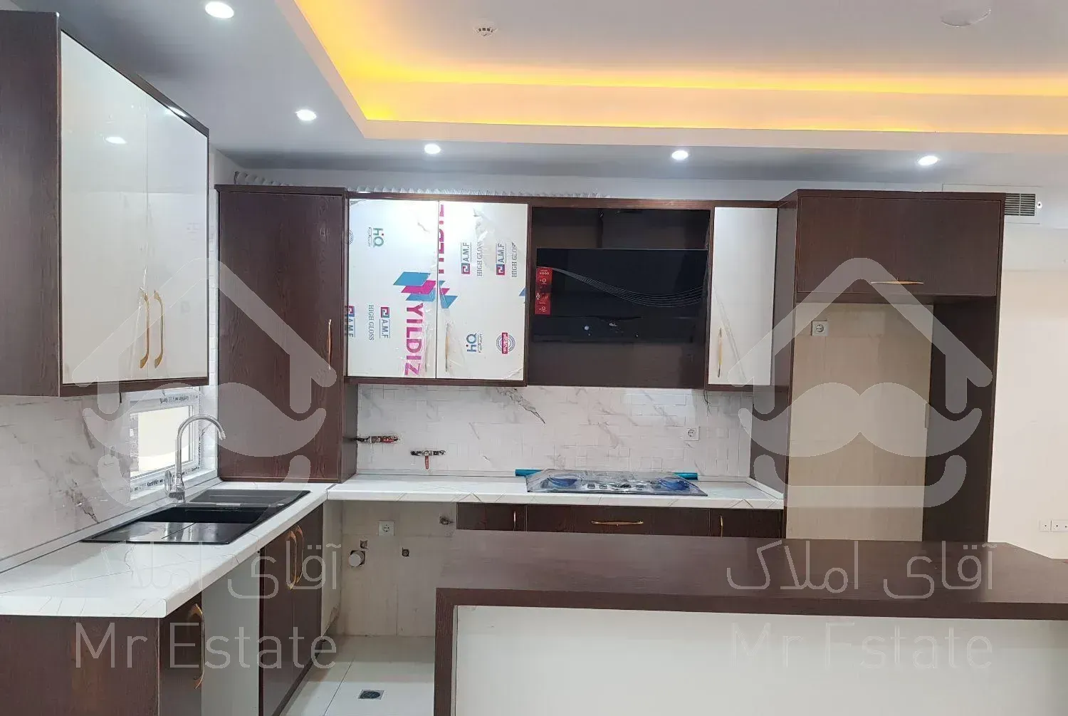 ۹۰متر فول نوساز ۱۴۰۱ کلید نخورده+ وان جکوزی