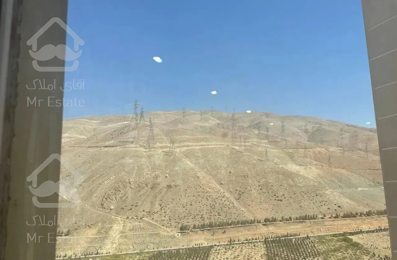 آپارتمان ۱۷۵ متری ، دید  ، ۳ خواب