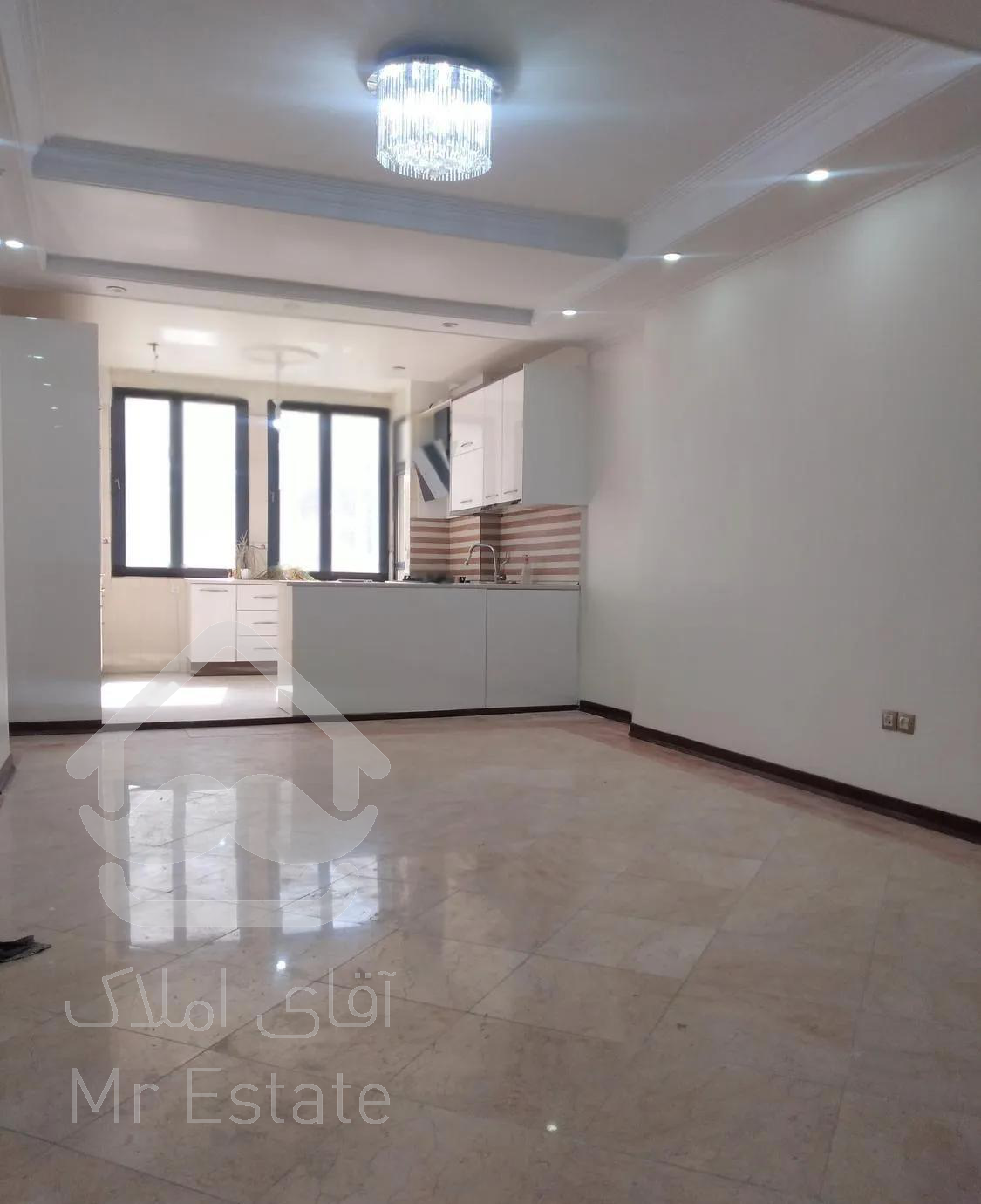 84متر/بلوار بعثت/خطی رو به افتاب