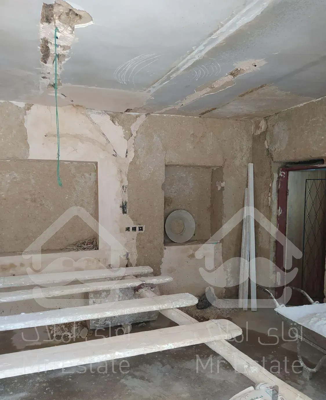 سفید کار گچ کار لکه گیری گچکاری  گچکار گچ کاری