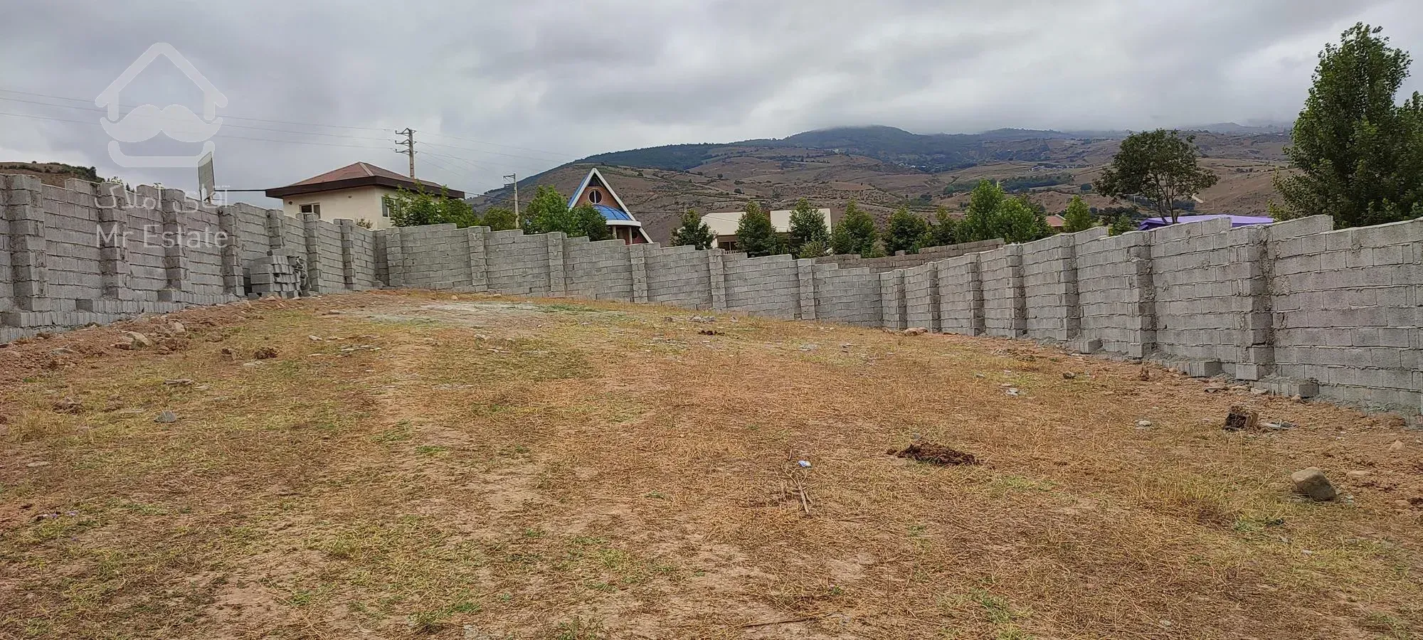 بافت مسکونی. دیوار کشی شده