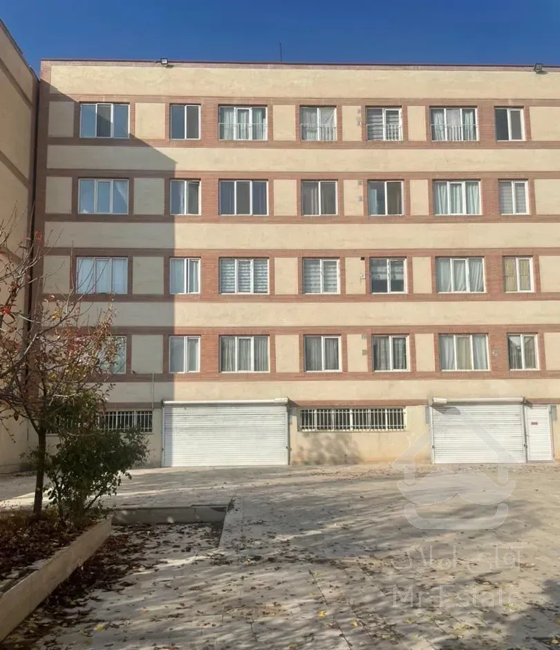 اپارتمان ۹۲ متری خ سپاه انبوه سازان