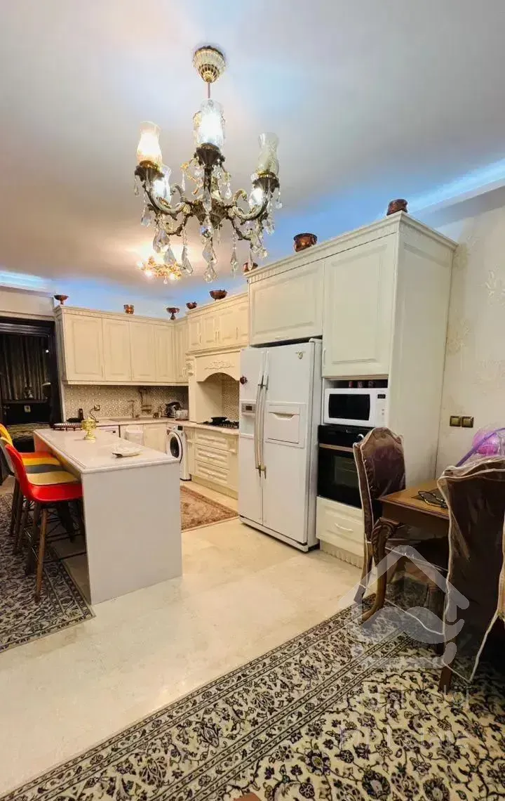 آپارتمان ۹۲متر فول بازسازی قدر وسهم دار