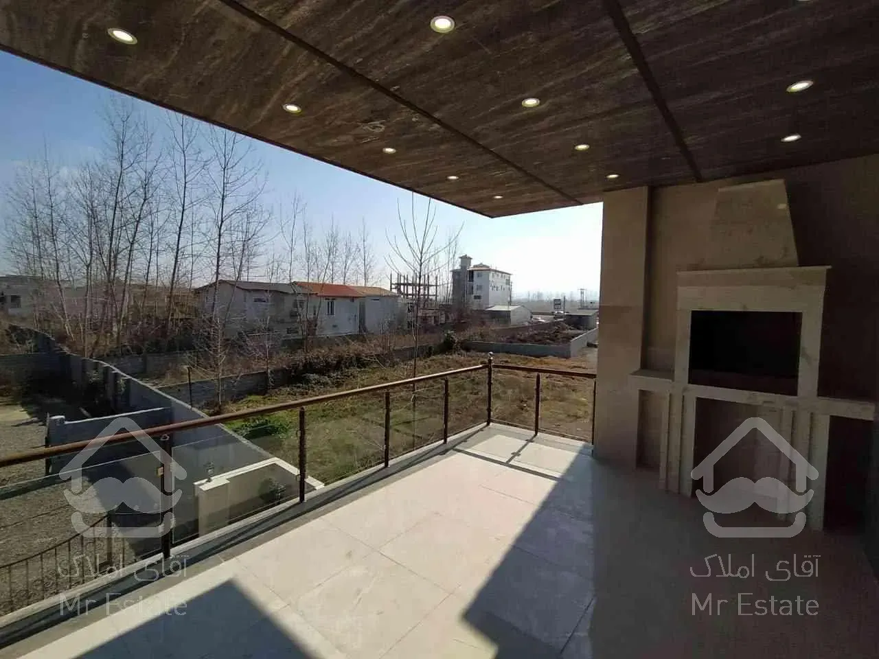 فروش ویلا ۲۵۰متری