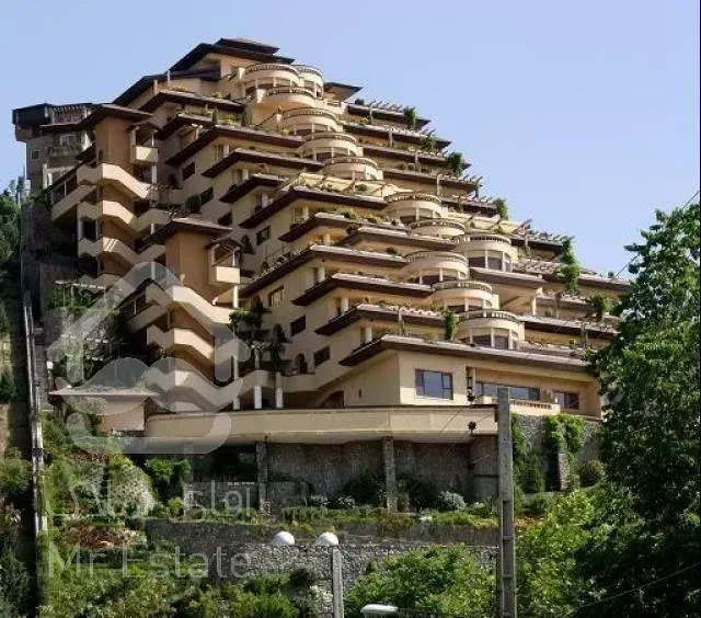 ۷۶۰ متر اپارتمان ژورنالی تراس قابل چیدمان اصطلک