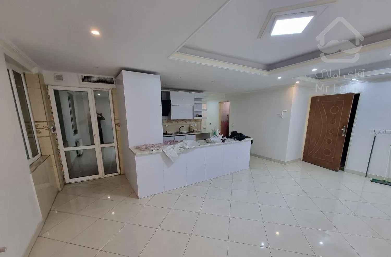 فروش آپارتمان ۸۱ متری ۲ خوابه در اتابک