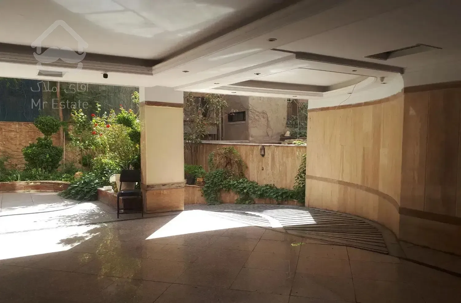 سهروردی  آپارتمان ۱۲۰ متر سه خواب فول امکانات