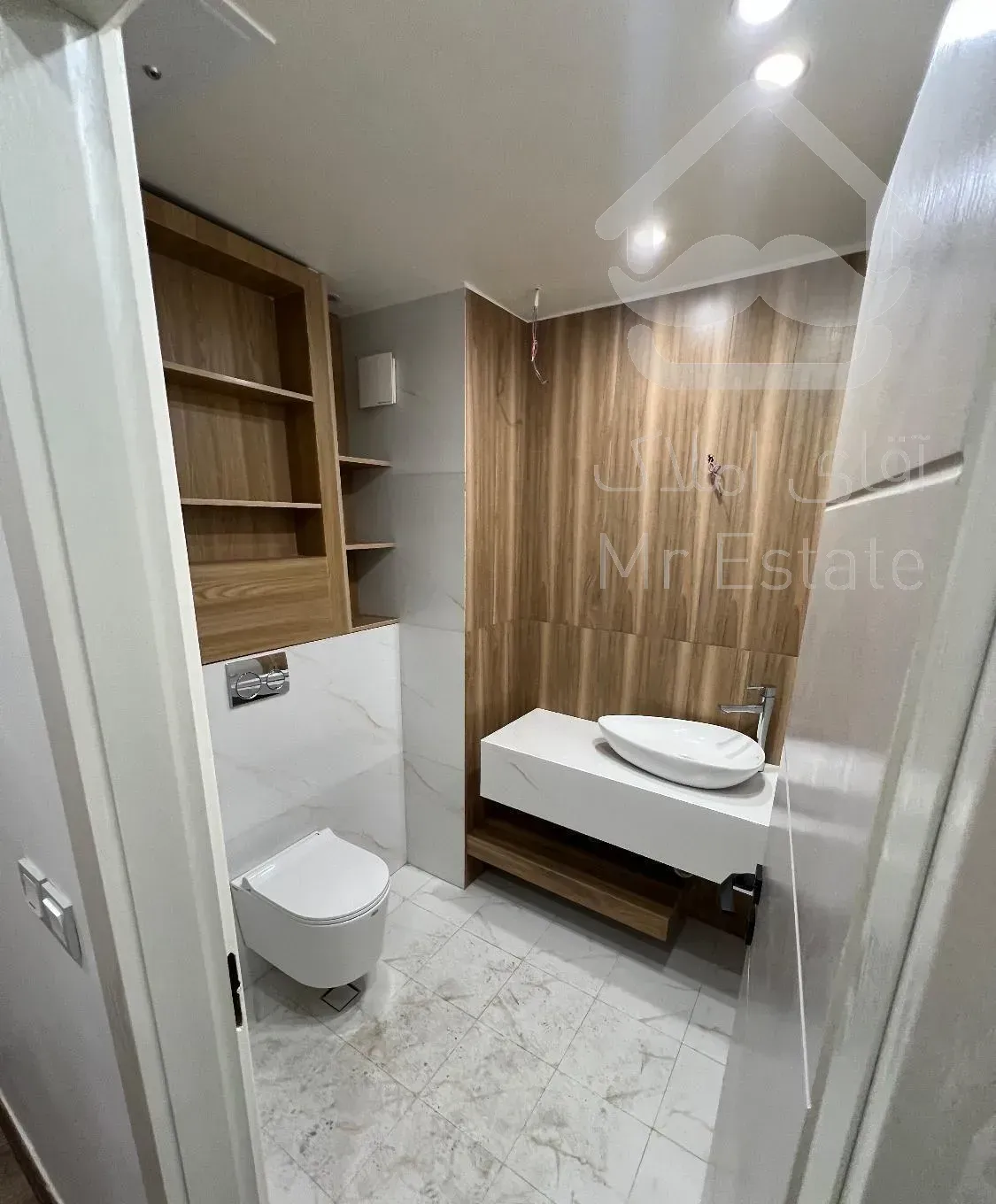 اپارتمان ۱۴۲ متری ۳ خواب ویودار کلیدنخورده گلزار