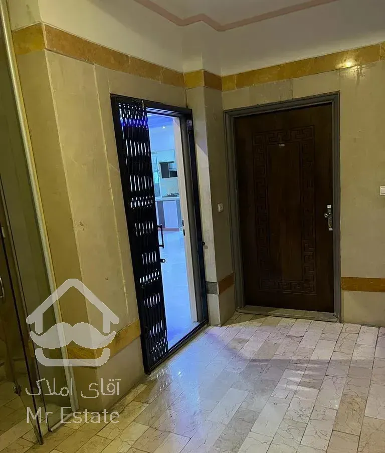 آپارتمان ۸۰ متری ۲ خوابه