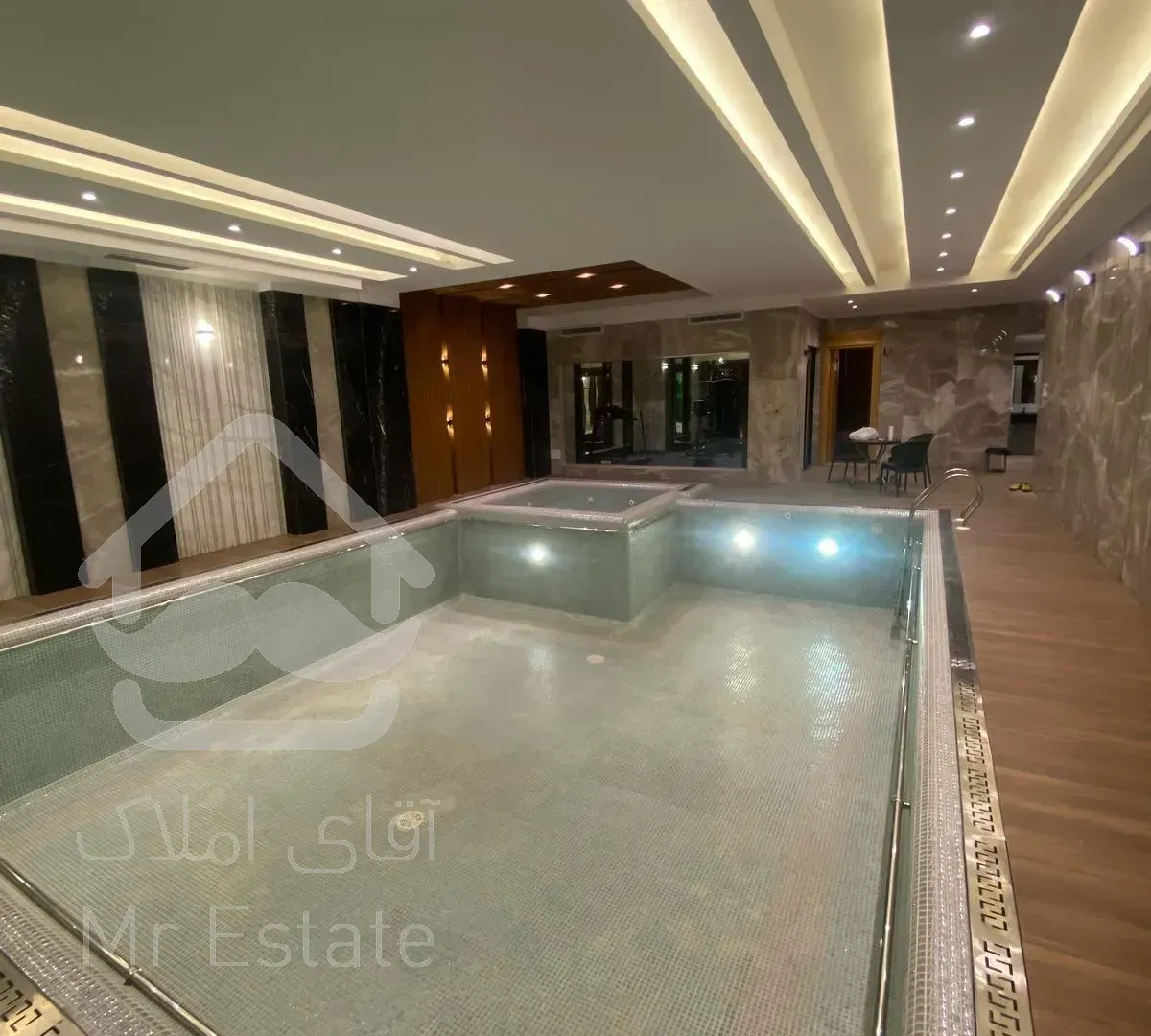 ٢٧٠متر  مروارید