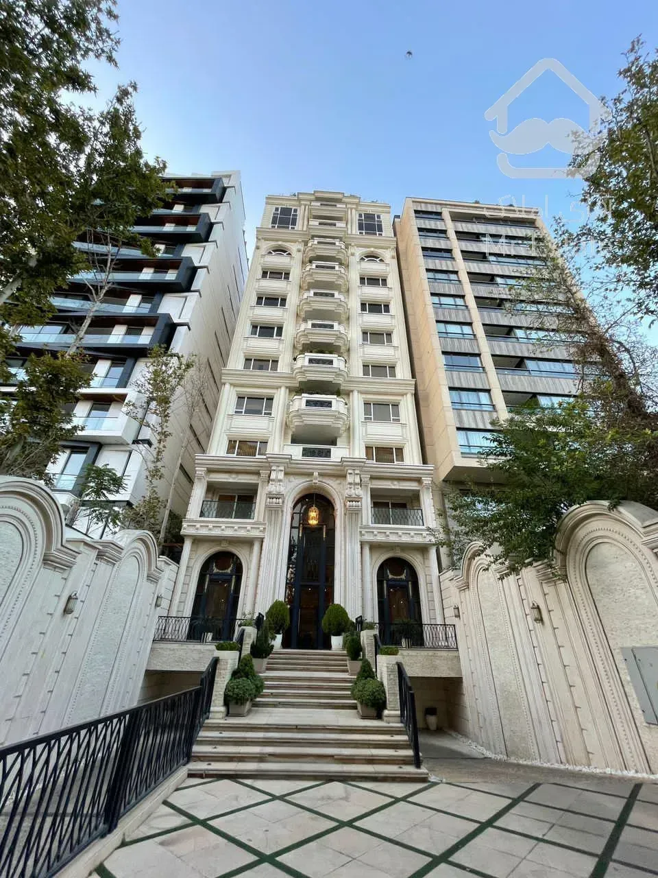 خرید و فروش ملک با بهترین تیم تخصصی