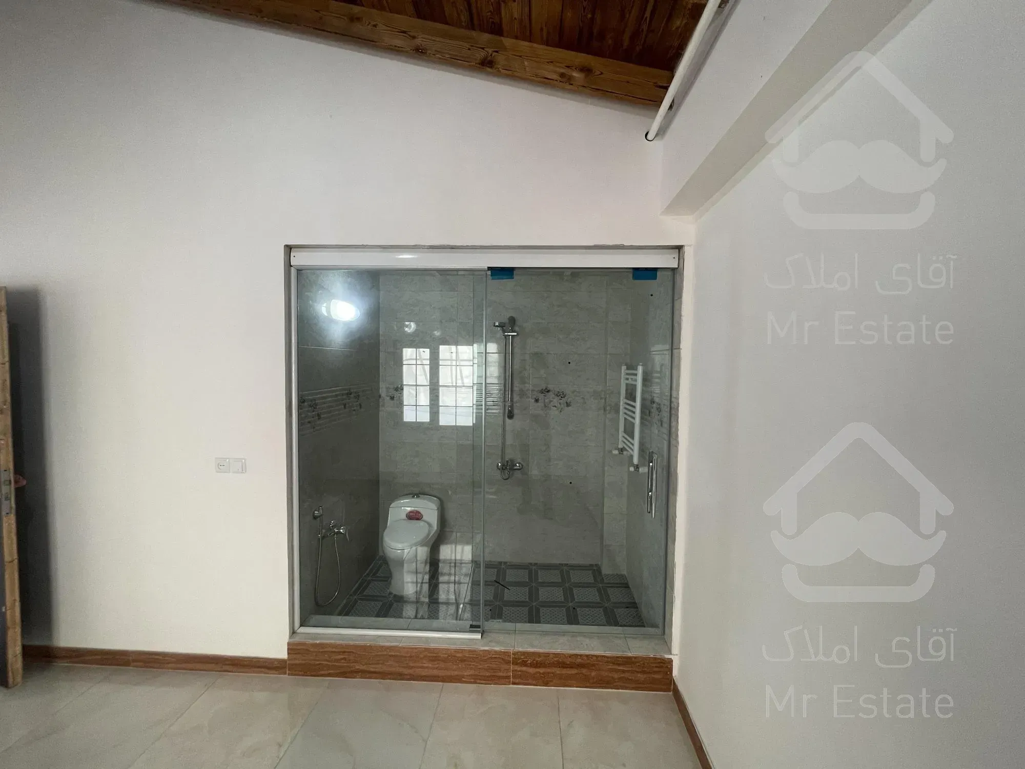 فروش ویلا خوش ساخت ۱۳۰ متری سند تک برگ