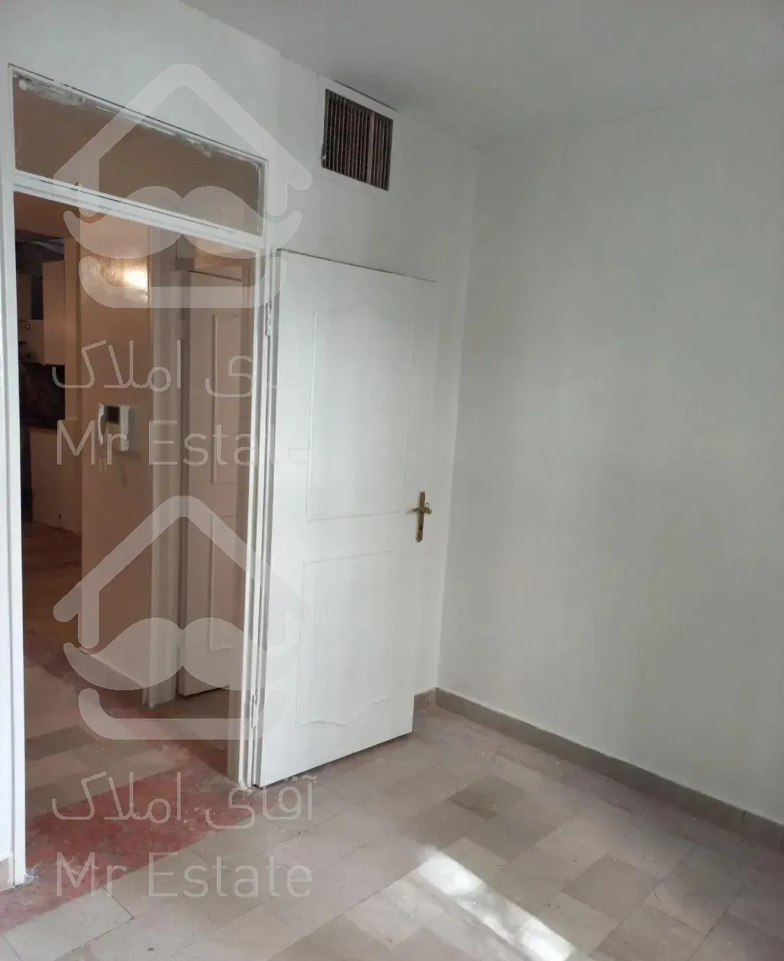 میدان ولیعصر ۵۶ متر باامکانات