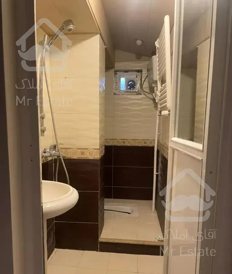 دوبلکس۱۰۰متر زمین ۲۲۰متر بر اصلی خیابان تالش قروق