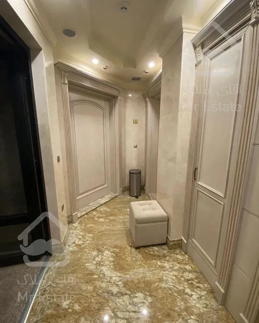 ۲۵۰متری سنبل