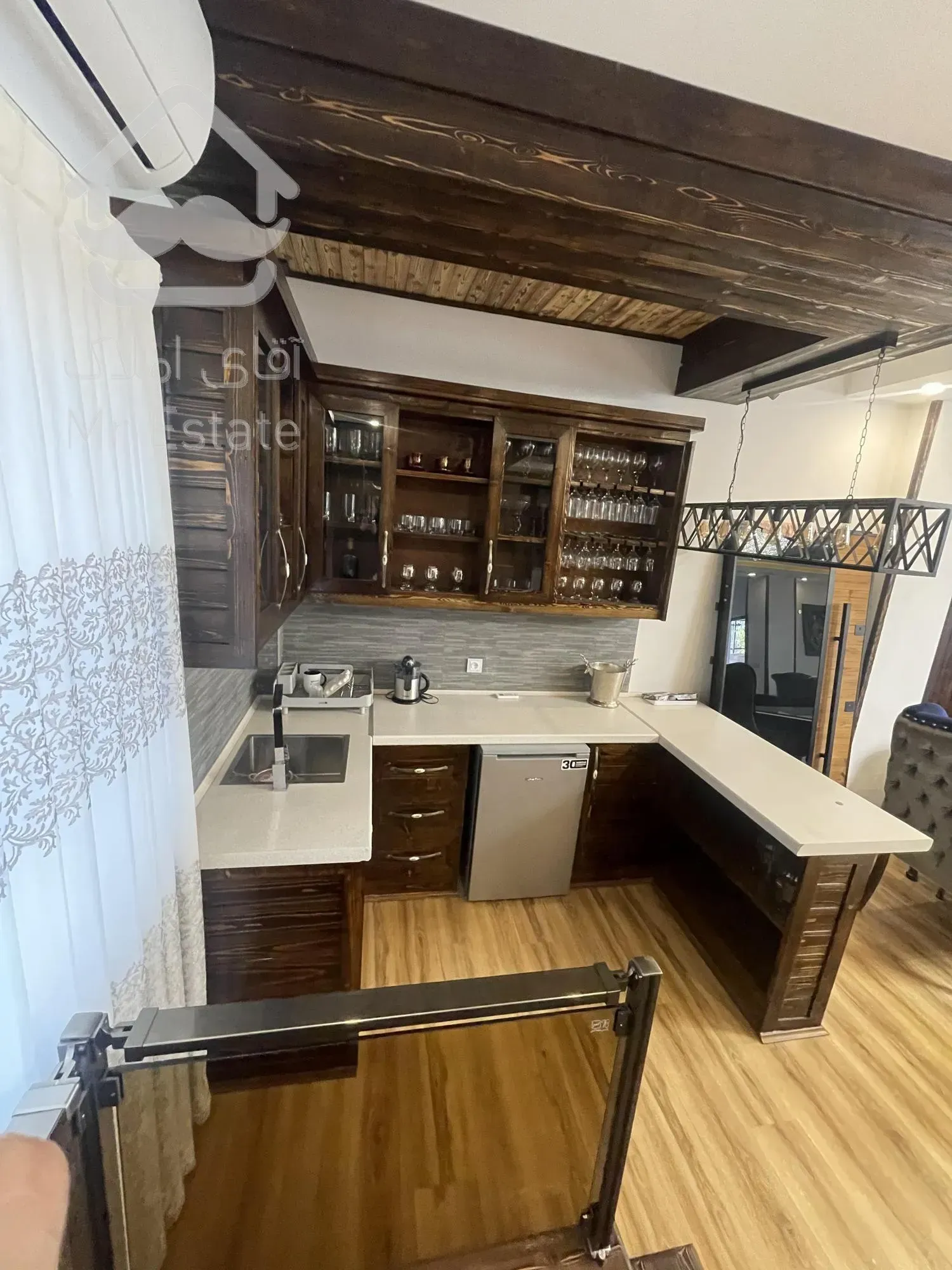 فروش فوری ویلا ۳۰۰ متری در سرخرود