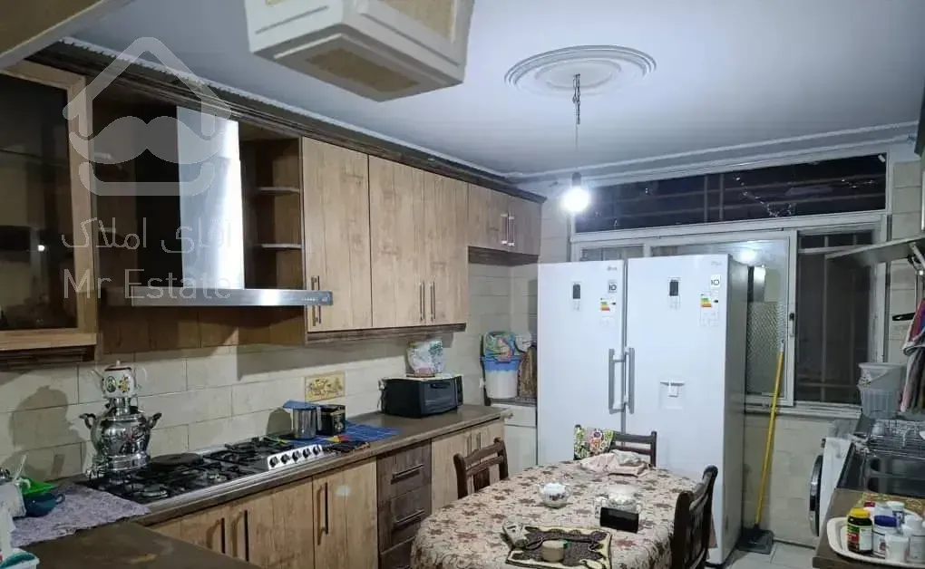 بر خ ثانی/ 85متر دو خواب با پارکینگ و انباری تخلیه