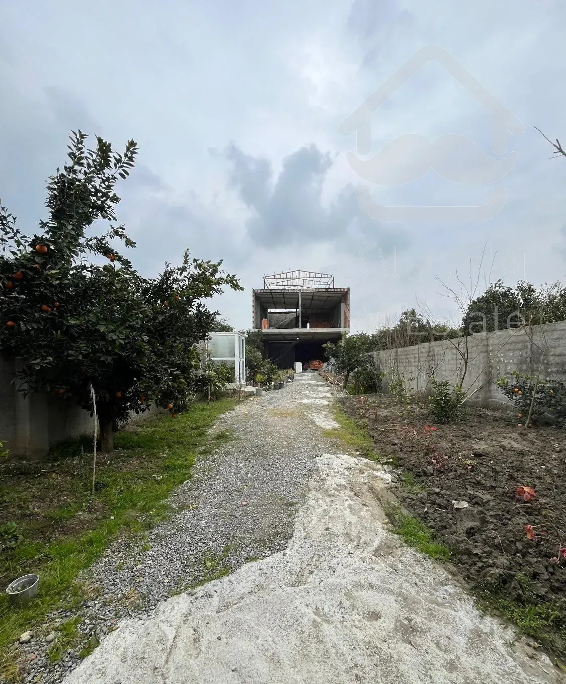 ویلا تریبلکس نیمه ساخت