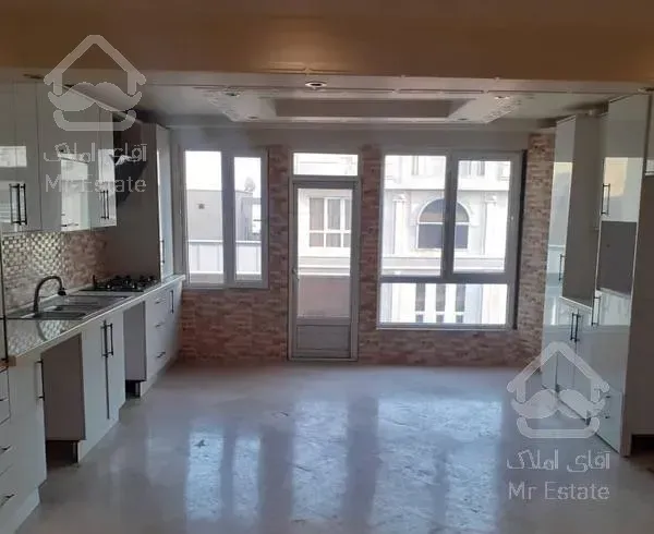 ۱۰۲متر ۲خ فول ۳ساله صادقیه فرعی دنج