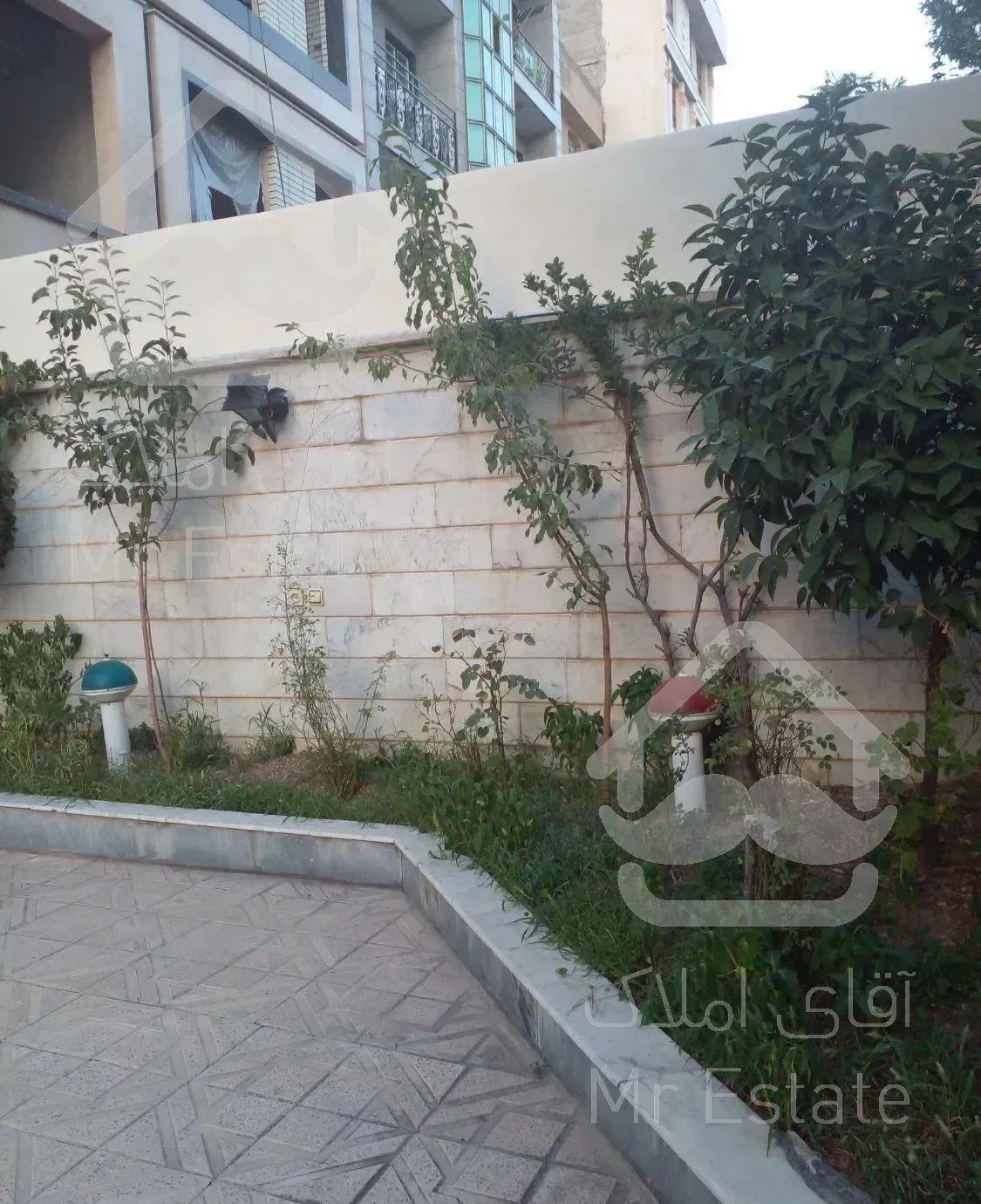 ۸۰متر ۲خواب تخلیه با اسانسور وانباری شیک فلکه۲و۳