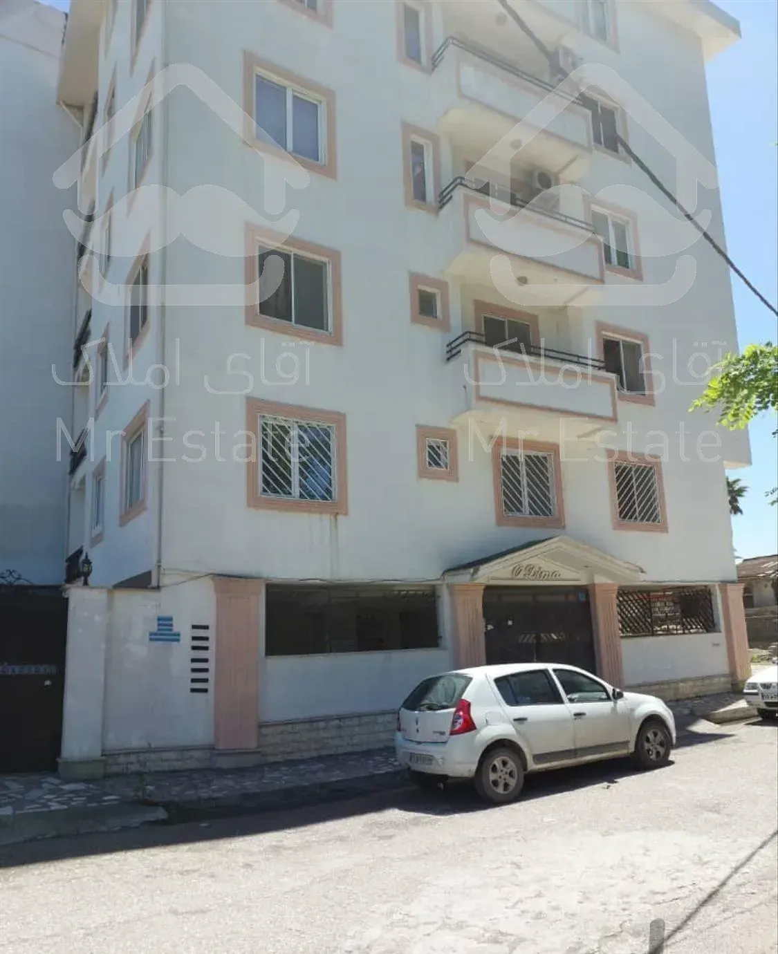 آپارتمان ۱۶۵ متری ساحلی مدارک تکمیل