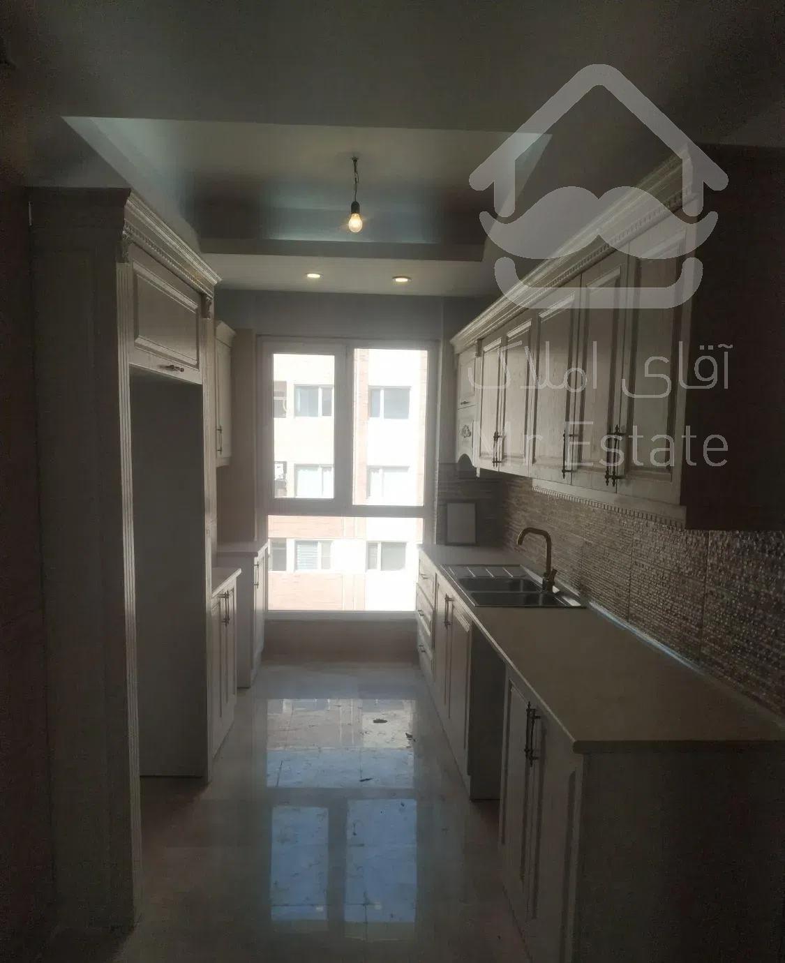 77 متر  نوساز کلید نخورده