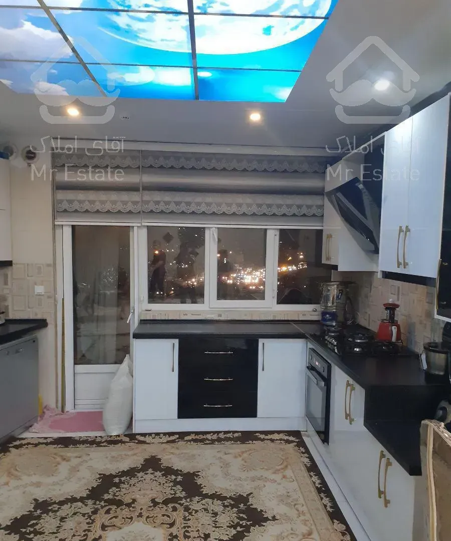 یک دستگاه آپارتمان ۱۰۵ متری فول امکانات