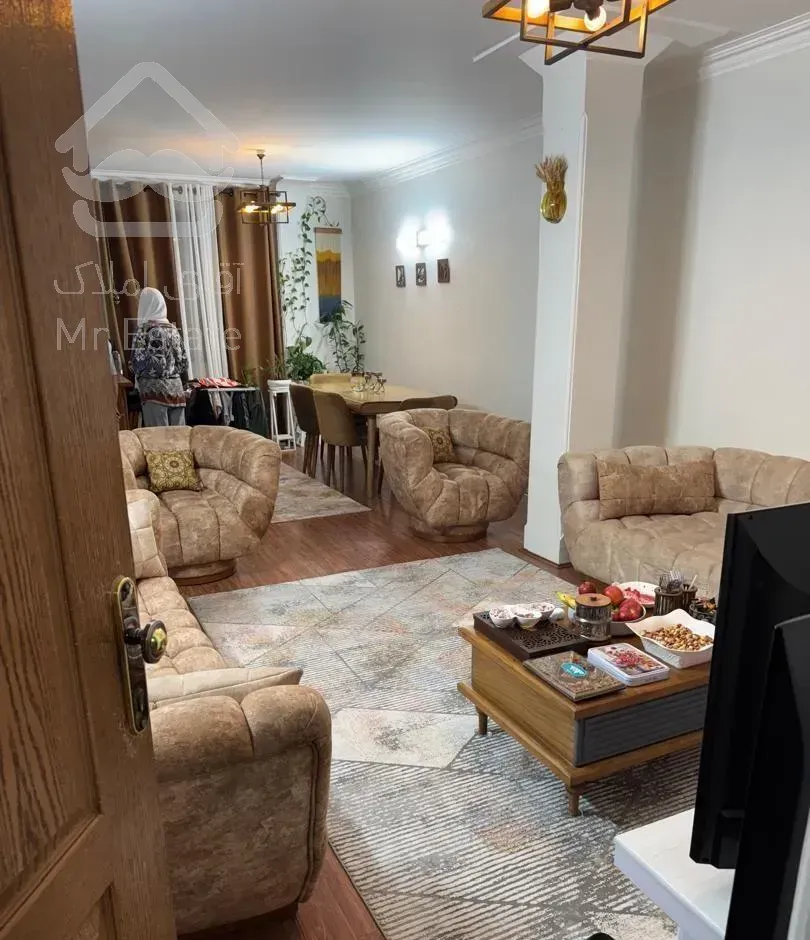 فروش اپارتمان ۶۹ متر ۱ خواب سند دار دریاچه راه اهن