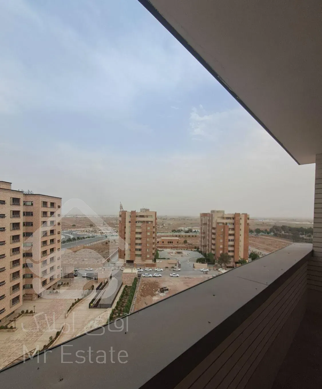 آپارتمان زیرقیمت مظنه میدان سفیر امید